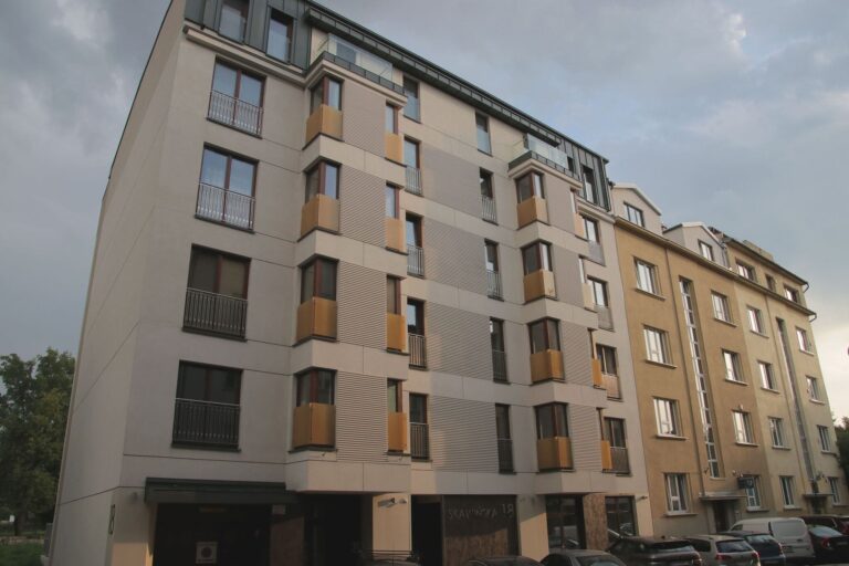 Residential building on Skawińska street in Cracow